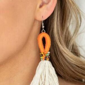 ‎FASHION EARRINGS